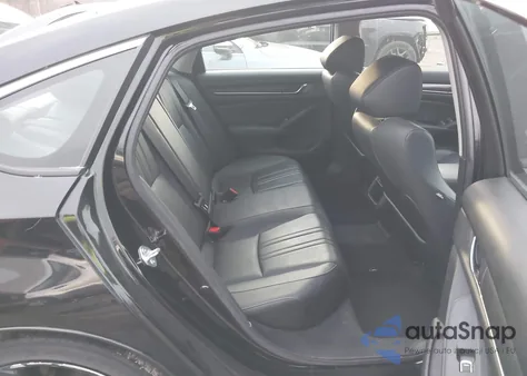 2021 Honda Accord Sport Special Edition z USA, uszkodzony, nr VIN 1HGCV1F44MA034149